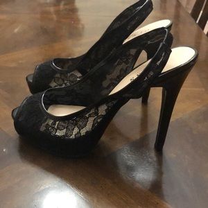Guess lacy black heels